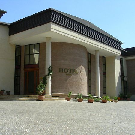 Hotel D.G. Garden Bénévent Extérieur photo